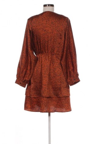 Sukienka Fisherfield, Rozmiar M, Kolor Brązowy, Cena 26,79 zł