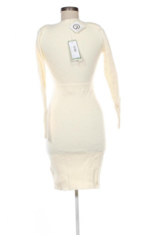 Рокля Guess, Размер S, Цвят Екрю, Цена 74,13 €