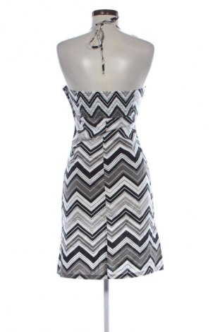 Kleid H&M, Größe M, Farbe Mehrfarbig, Preis 15,39 €