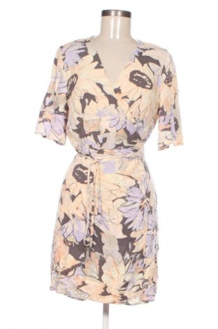 Šaty  H&M, Velikost M, Barva Vícebarevné, Cena  495,00 Kč