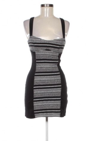 Kleid H&M Divided, Größe M, Farbe Mehrfarbig, Preis 20,02 €