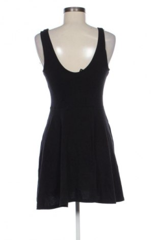 Šaty  H&M Divided, Velikost L, Barva Černá, Cena  309,00 Kč