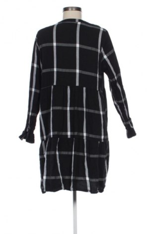 Kleid Janina, Größe L, Farbe Mehrfarbig, Preis 5,99 €