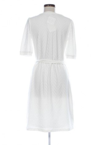Kleid Jdy, Größe M, Farbe Weiß, Preis 17,99 €