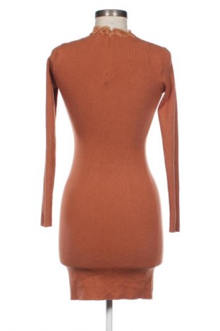 Kleid M.b. 21, Größe M, Farbe Mehrfarbig, Preis 3,99 €