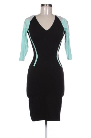 Kleid Magenta, Größe S, Farbe Mehrfarbig, Preis 37,42 €