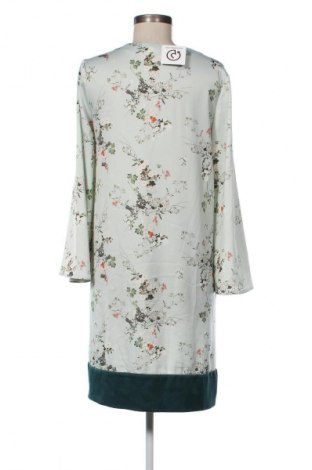 Šaty  Mango, Veľkosť XS, Farba Viacfarebná, Cena  2,95 €