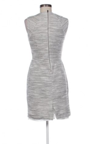 Kleid Mango, Größe M, Farbe Grau, Preis 10,00 €
