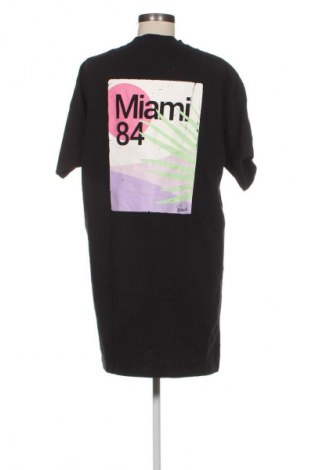 Рокля Melting Stockholm, Размер S, Цвят Многоцветен, Цена 3,06 €