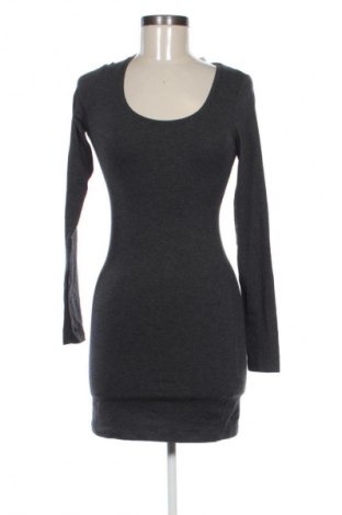 Kleid Modstrom, Größe S, Farbe Grau, Preis 10,99 €