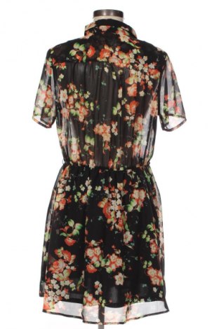 Kleid Monki, Größe M, Farbe Mehrfarbig, Preis 8,99 €