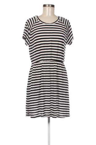 Kleid Monki, Größe M, Farbe Mehrfarbig, Preis 8,99 €