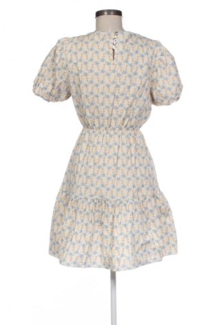 Kleid NEW COLLECTION, Größe M, Farbe Mehrfarbig, Preis 6,99 €