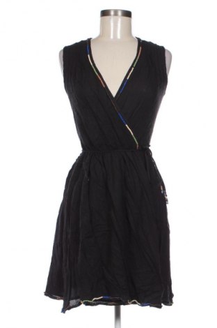 Kleid Naf Naf, Größe M, Farbe Schwarz, Preis 9,47 €