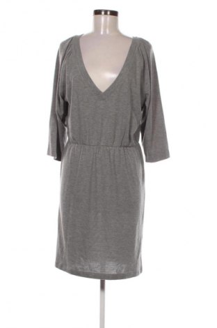Kleid Noisy May, Größe L, Farbe Grau, Preis 6,99 €