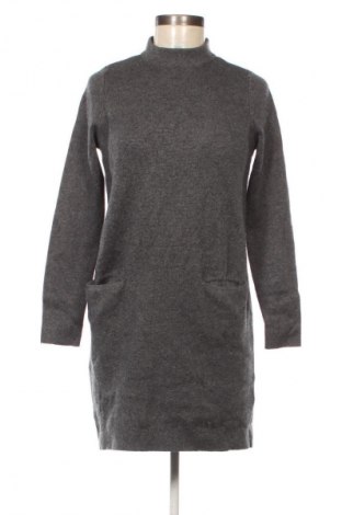 Kleid ONLY, Größe S, Farbe Grau, Preis 1,99 €