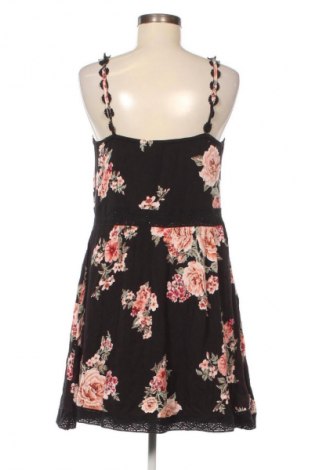 Kleid ONLY, Größe M, Farbe Mehrfarbig, Preis 19,99 €