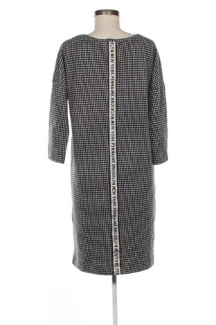 Kleid PENN&INK, Größe M, Farbe Mehrfarbig, Preis 13,99 €