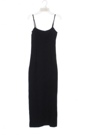 Šaty  Pull&Bear, Velikost XS, Barva Černá, Cena  439,00 Kč