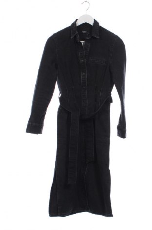 Φόρεμα Reserved, Μέγεθος S, Χρώμα Μαύρο, Τιμή 21,99 €