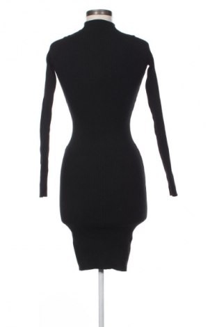 Φόρεμα Reserved, Μέγεθος S, Χρώμα Μαύρο, Τιμή 9,99 €