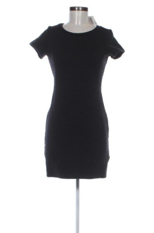 Kleid Reserved, Größe M, Farbe Schwarz, Preis 8,07 €
