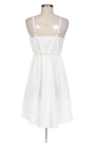 Kleid SHEIN, Größe M, Farbe Weiß, Preis 16,99 €