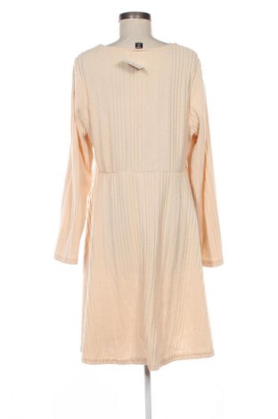 Kleid SHEIN, Größe XXL, Farbe Ecru, Preis 10,99 €
