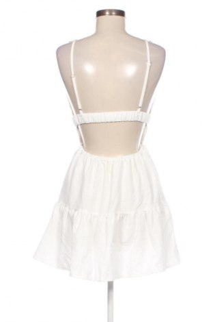 Kleid SHEIN, Größe S, Farbe Weiß, Preis 17,99 €