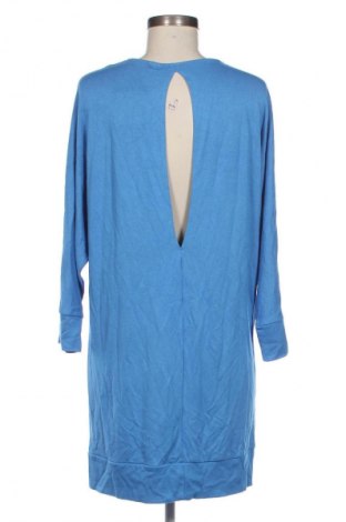 Kleid Stradivarius, Größe M, Farbe Blau, Preis 16,38 €