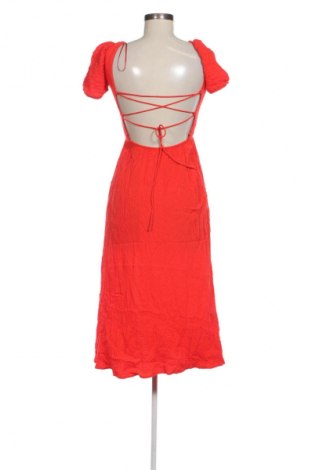 Kleid Stradivarius, Größe M, Farbe Rot, Preis 14,99 €