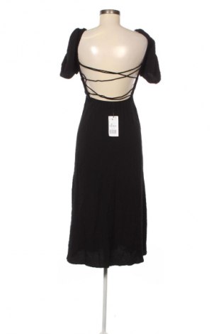 Šaty  Stradivarius, Veľkosť S, Farba Čierna, Cena  13,95 €