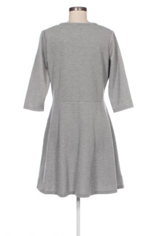 Šaty  Superdry, Velikost XL, Barva Šedá, Cena  129,00 Kč