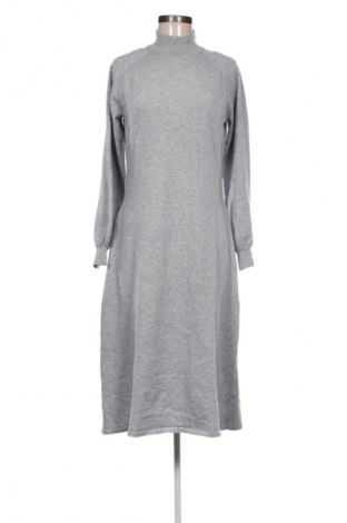 Kleid Tatuum, Größe M, Farbe Grau, Preis € 40,99