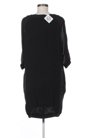 Ruha Tatuum, Méret XL, Szín Fekete, Ár 14 979 Ft