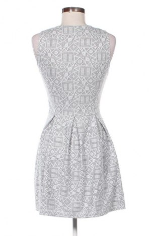 Kleid Trendy, Größe M, Farbe Mehrfarbig, Preis 7,65 €