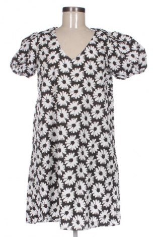 Kleid Trendyol, Größe L, Farbe Mehrfarbig, Preis 28,99 €