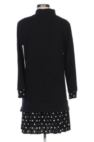 Kleid Trendyol, Größe M, Farbe Mehrfarbig, Preis 16,99 €