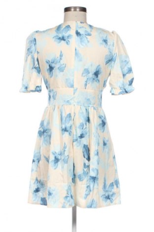 Kleid Unbranded, Größe M, Farbe Mehrfarbig, Preis 20,00 €