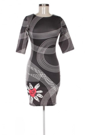 Kleid Unbranded, Größe M, Farbe Mehrfarbig, Preis 5,99 €