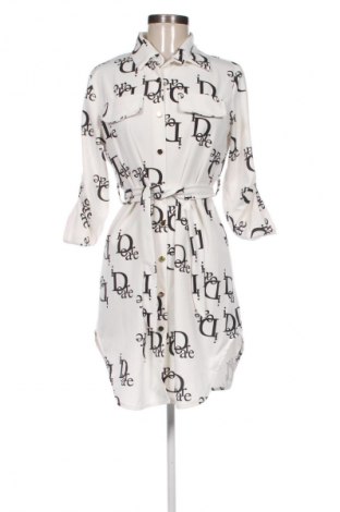 Kleid Unbranded, Größe M, Farbe Mehrfarbig, Preis 15,19 €