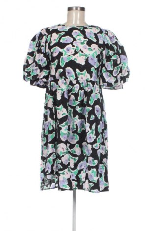 Ruha VILA, Méret S, Szín Sokszínű, Ár 7 419 Ft