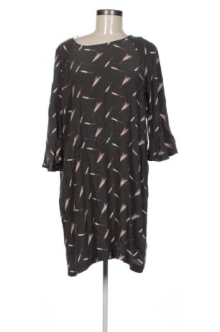 Kleid Yaya, Größe L, Farbe Mehrfarbig, Preis 7,99 €