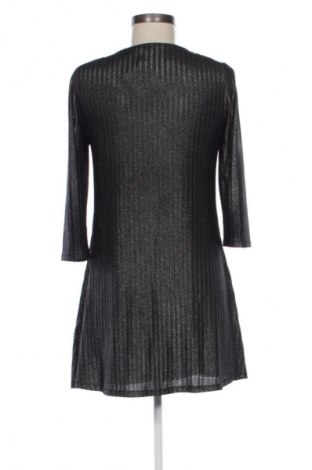 Kleid Yest, Größe S, Farbe Mehrfarbig, Preis 4,41 €