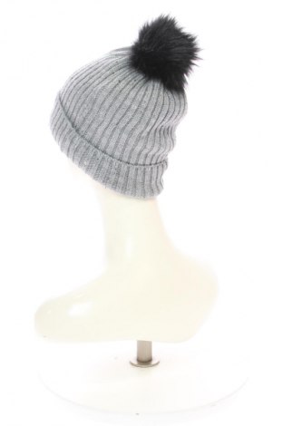 Шапка FC Bayern Munchen, Цвят Сив, Цена 10,22 €