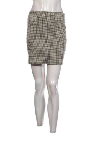 Φούστα Stradivarius, Μέγεθος S, Χρώμα Πολύχρωμο, Τιμή 1,99 €
