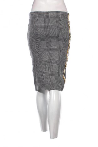 Φούστα Zara Trafaluc, Μέγεθος S, Χρώμα Πολύχρωμο, Τιμή 1,99 €