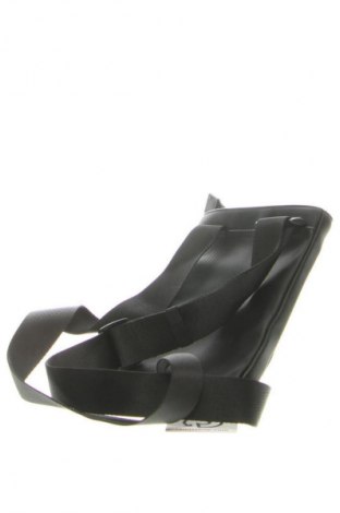 Kabelka  Tommy Hilfiger, Barva Černá, Cena  1 149,00 Kč