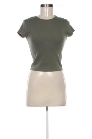 Dámská halenka Bershka, Velikost M, Barva Zelená, Cena  219,00 Kč