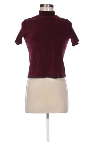 Dámská halenka Bershka, Velikost S, Barva Fialová, Cena  59,00 Kč